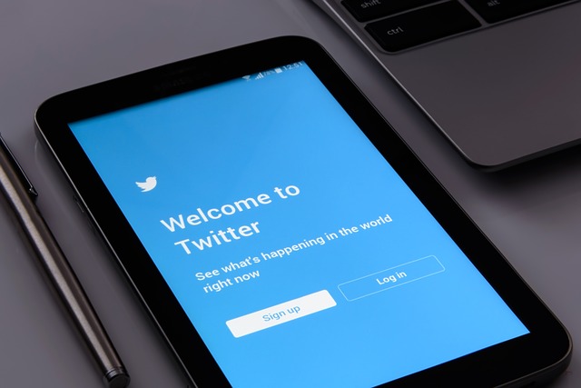 婚活の有益な情報収集にはツイッターの婚活アカウントがオススメ!